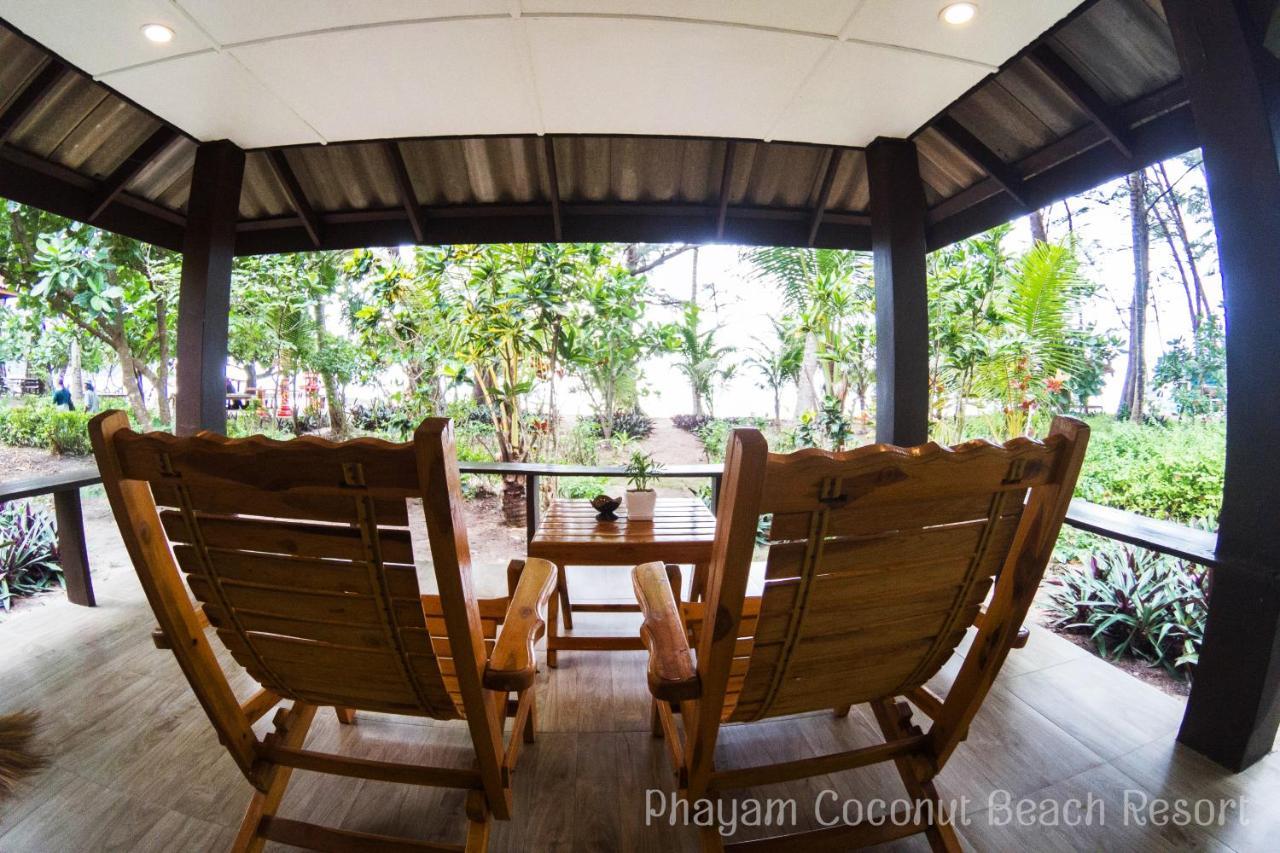 Phayam Coconut Beach Resort Koh Phayam Extérieur photo